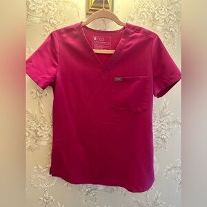 Figs Raspberry Sorbet Catarina Top XS